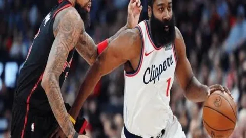 “乒超总决赛即将开战！樊振东与王楚钦半决赛对决，央视新闻客户端实时直播”